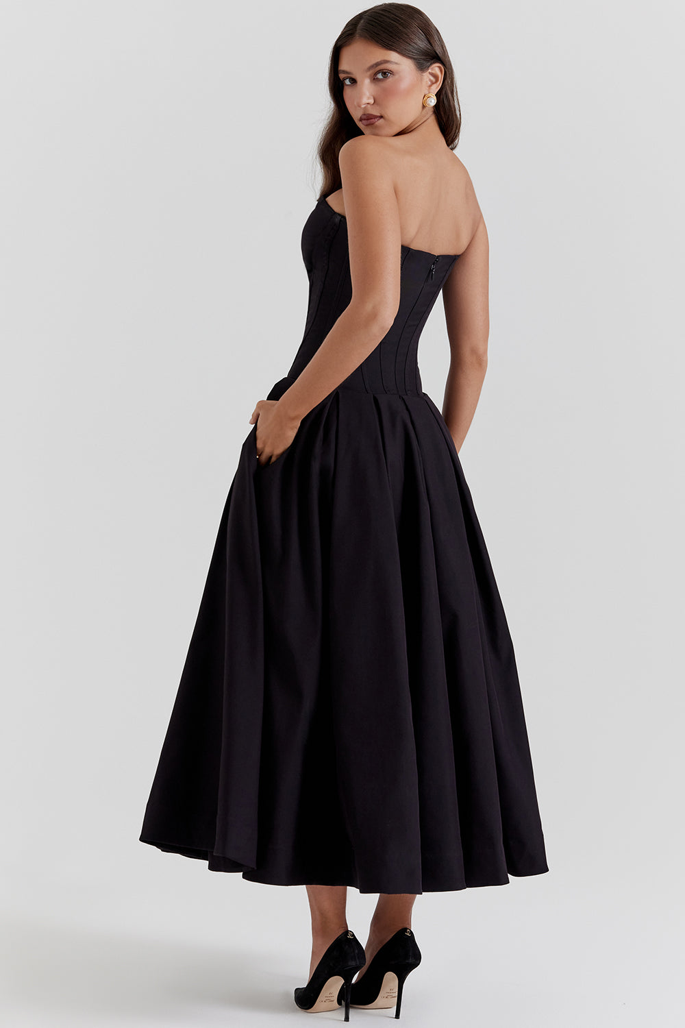 Lina Strapless Midi Dress ā Sweetheart Neckline