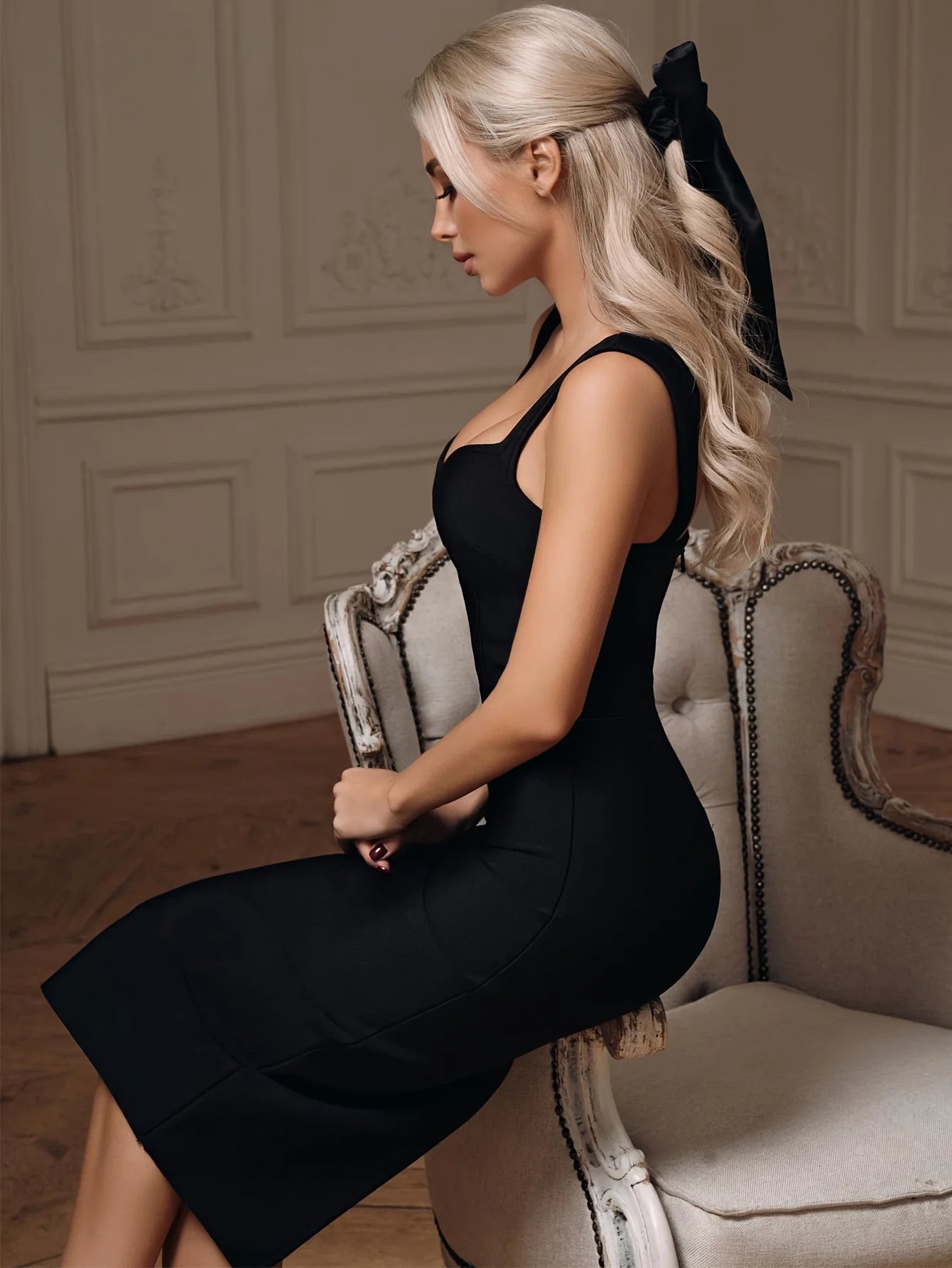 Celene | Sleek Black Strappy Midi